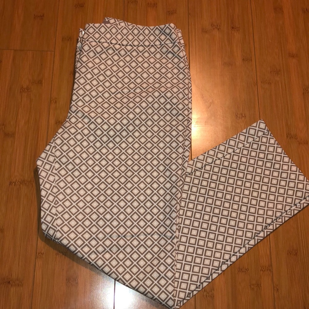 Chico’s printed dress pant
